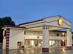 Super 8 Oklahoma/Frontier City