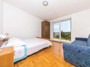 Stunning Apartment in Seget Vranjica With 2 Bedrooms and Wifi