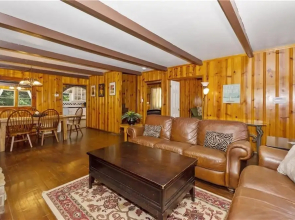 Bluebell House 5 Bedrooms 2 Bathrooms Home
