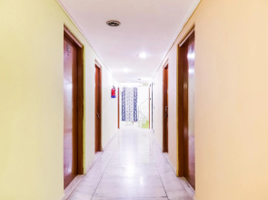 OYO 66940 New Delhi Grand