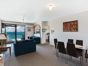 Triview, Unit 10/1 Mitchell Street
