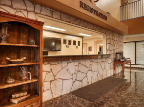 Texan Inn By OYO Beeville US-181