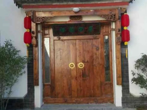 丽江束河归园田居客栈