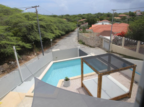 Sunny Hill Apartment