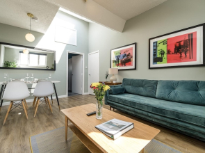 Host Apartments Beautiful Georgian Apartment