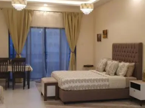 Super Deluxe Furnished Studio In Falcon Towers