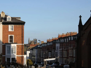 No2 Abbey View Apartment