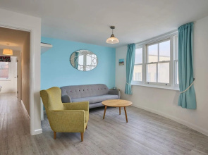 Host Stay Beachside Gallery