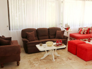 Villa Metro Country Club Paraiso