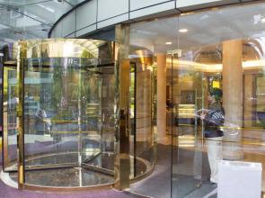 Howard Johnson All Suites