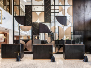 Th8 Palm Dubai Beach Resort, Vignette Collection, by IHG