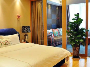 Summer Cherry Apartment (Ji'nan Quancheng Road Kuanhouli)