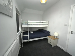 Telford - Apartment - Sleeps 5 - Flat 4