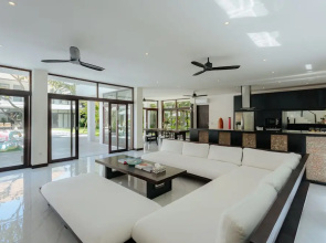 Villa Anaya Manis