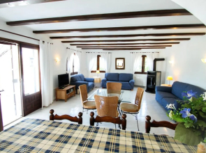 Paraiso Terrenal 4 - well-furnished villa with panoramic views by Benissa coast