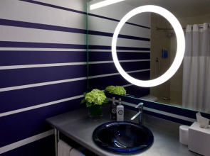 Hotel Zephyr San Francisco