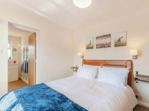 Freshfields, a Countyside Retreat for 8!