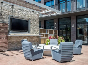 Bluebird Suites in Reston