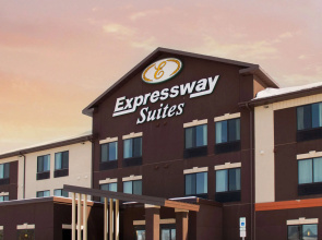 Grand Forks Lodge and Suites