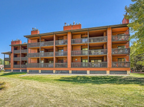 A-msc131 1 Bedroom Condo by RedAwning