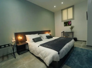 Capital Inn - Guest House