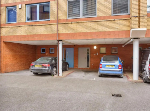 Oliverball Serviced Apartments - Sovereign Gate 1 - 2 bedroom apartment close to City Centre