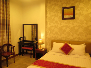Sunflowers Hotel