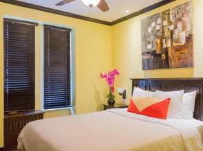 Broadway Hotel and Hostel