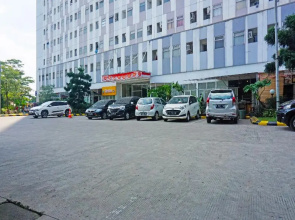 San San Rooms Gunung Putri Square