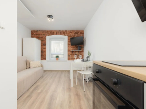 Beige Studio in City Center by Renters
