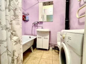 Apartments on Kievsky Boulevard 13 building 1