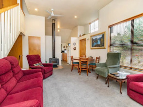 Arrow Getaway - Arrowtown Holiday Home