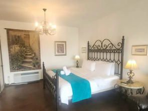 Unit 4 Provence Passage Lavender Dreams