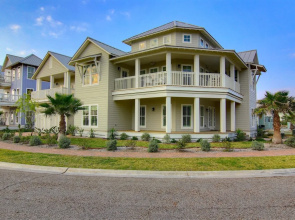 Cinnamon Shore- Seaside Dream 157 SE