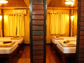 Baansuanlynjee Maeklong Resort