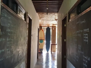 Sinag Hostel - Adults Only