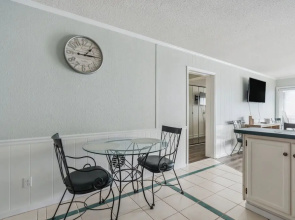 Your Cozy Condo Escape By The Beach 2 Bedroom Home by RedAwning