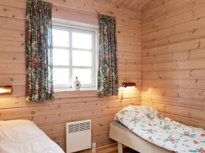 Cozy Holiday Home in Glesborg near Beach