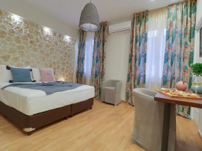 AthiNN Residence