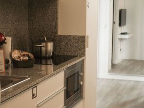 Happy People Sagrada Familia