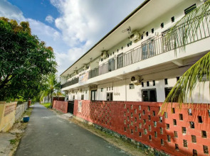 OYO 3748 Rn Syariah Guest House