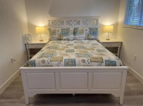 Coconut Palms Townhome 2 Bedroom Townhouse by RedAwning