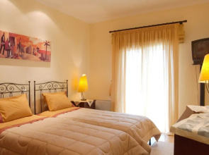 Beautiful 9-bed Villa in Gouvia With Tennis Court