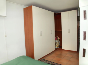Collina House