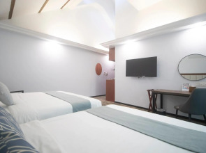 Santa Grand Hotel East Coast, a NuVe Group Collection