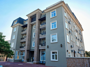 Double D Luxury Apartments