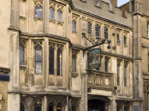 George & Pilgrims Hotel