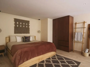 Gorgeous Loft Jungle Views and Premium Amenities