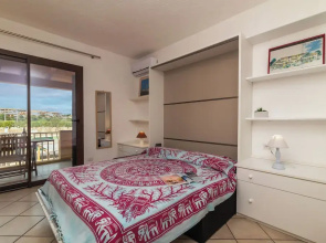 Il Vecchio Faro H208 150m From The Beach