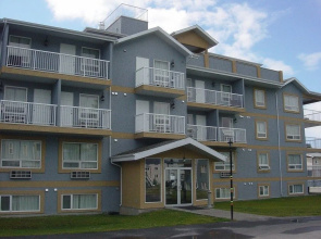 Misty Mountain Inn and Suites